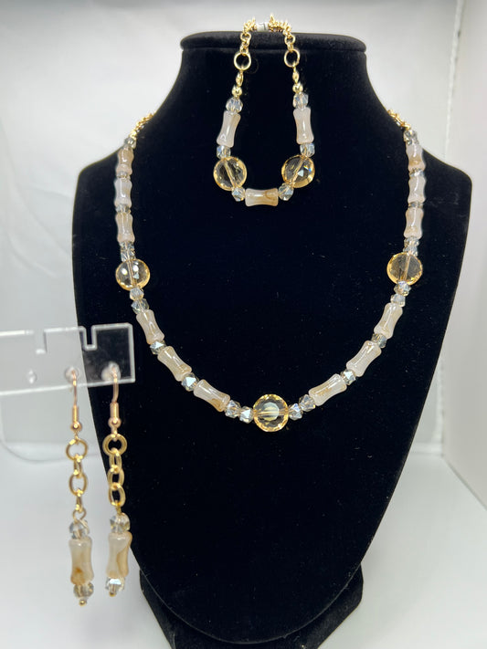 Elegant Necklace Set