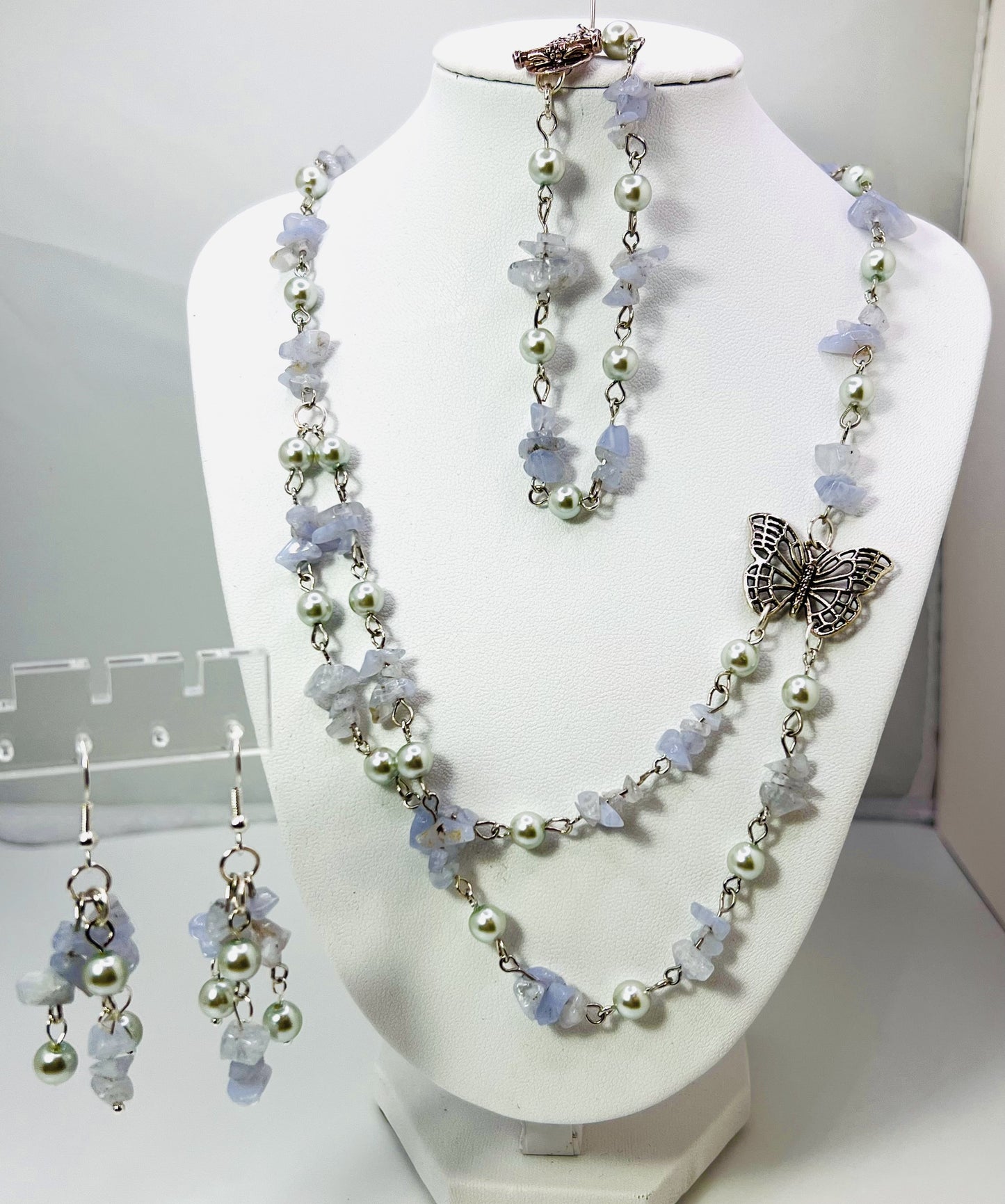 Elegant Necklace Set