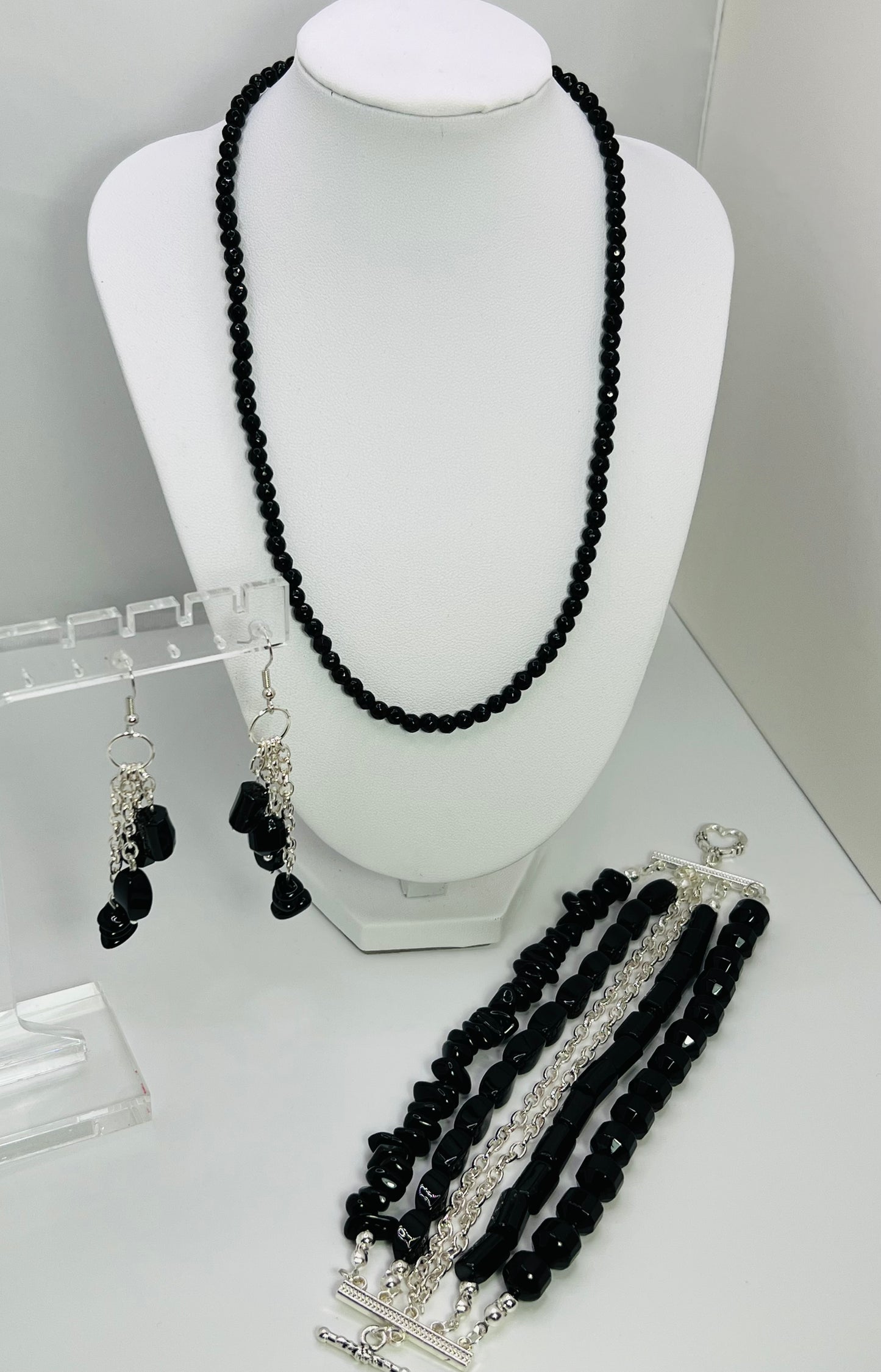 Elegant Necklace Set