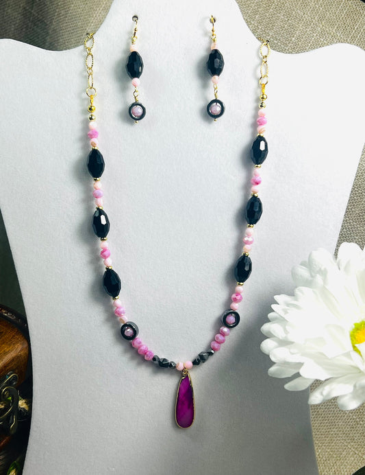 Pretty in Pink Necklace Earrings Set